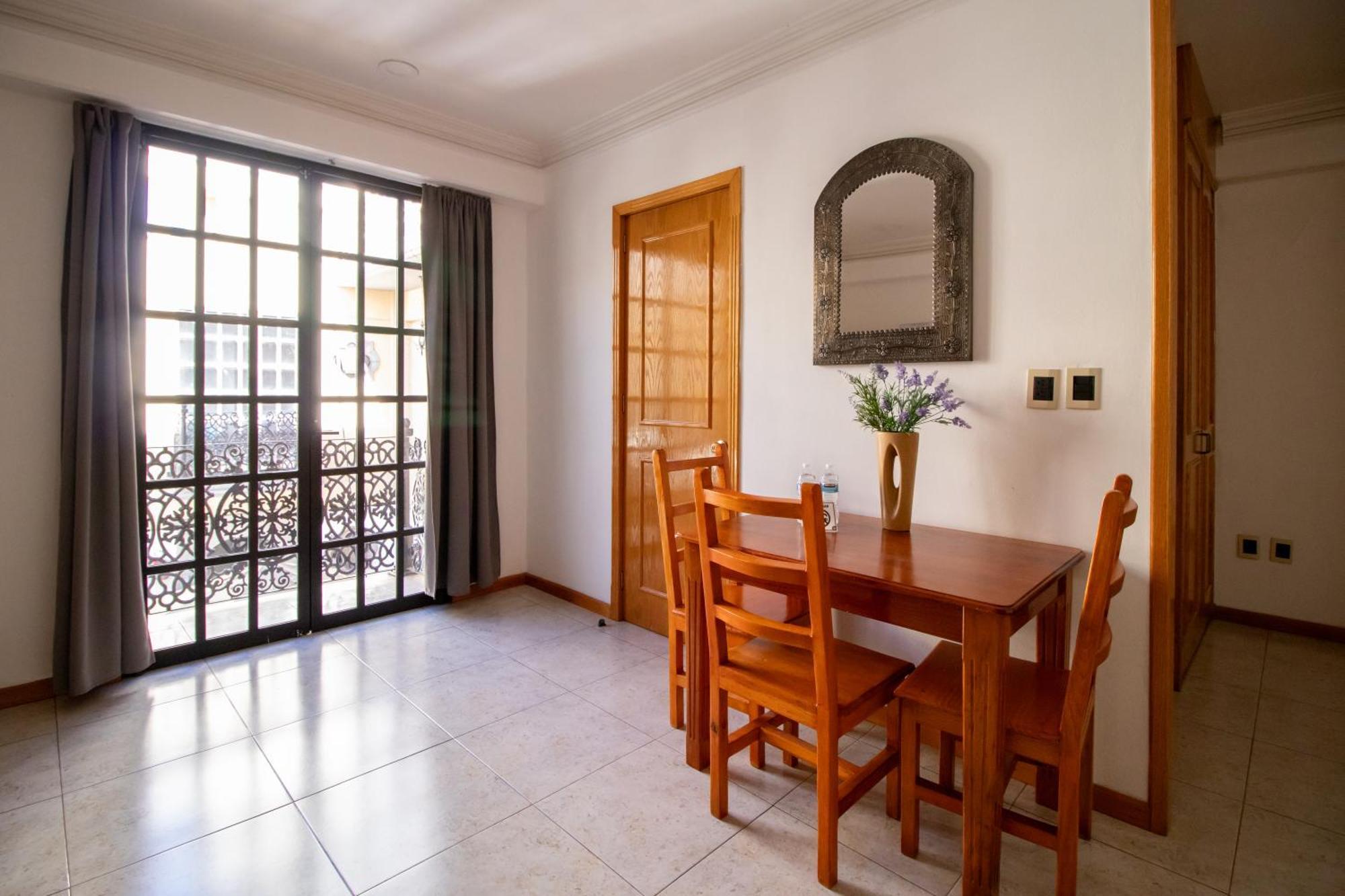 Suites Sevilla Puebla Zewnętrze zdjęcie