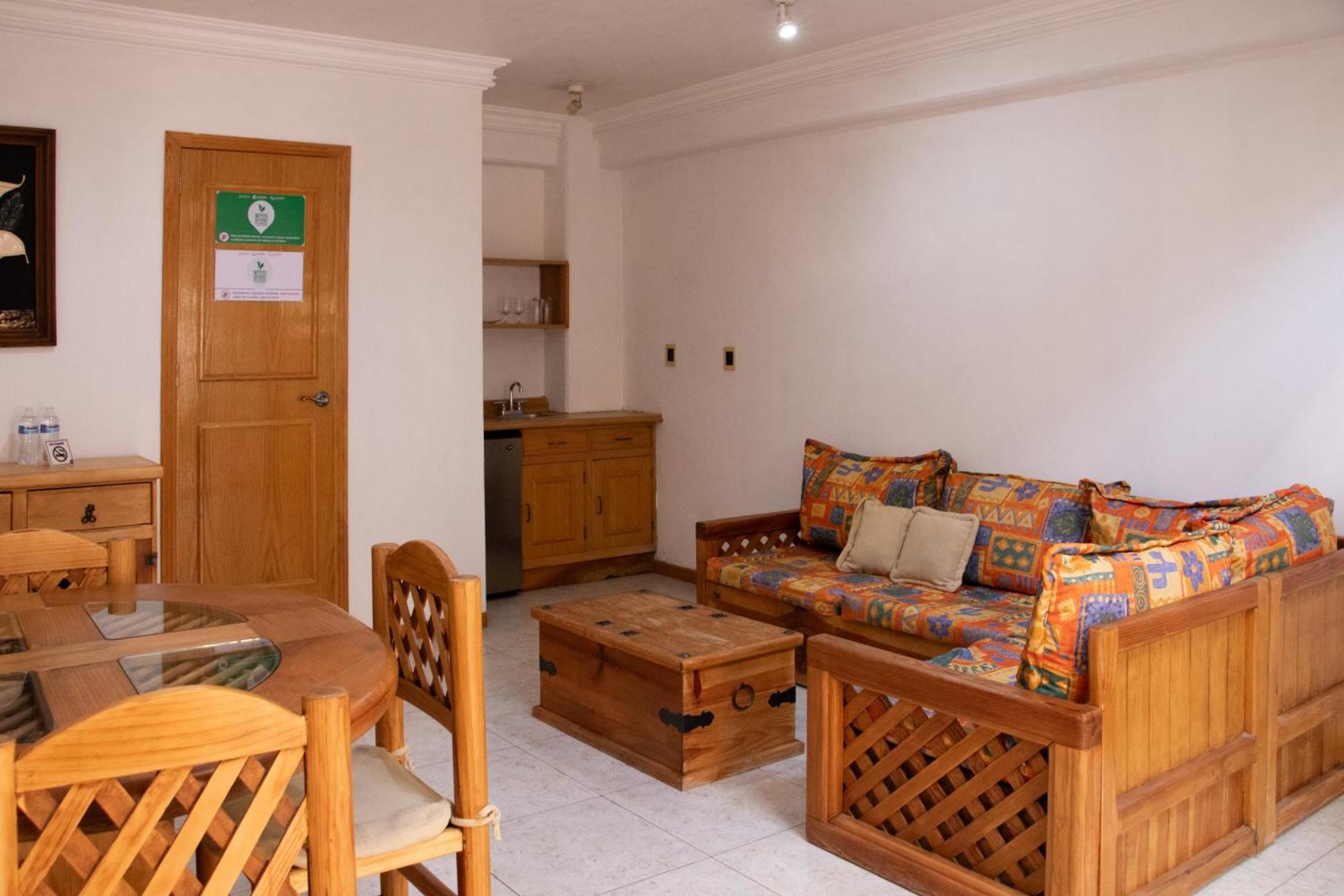 Suites Sevilla Puebla Zewnętrze zdjęcie